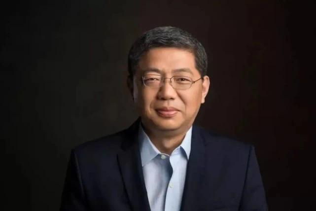 SWIFT与CIPS协同发展：中国应对金融制裁的新策略与路径探讨